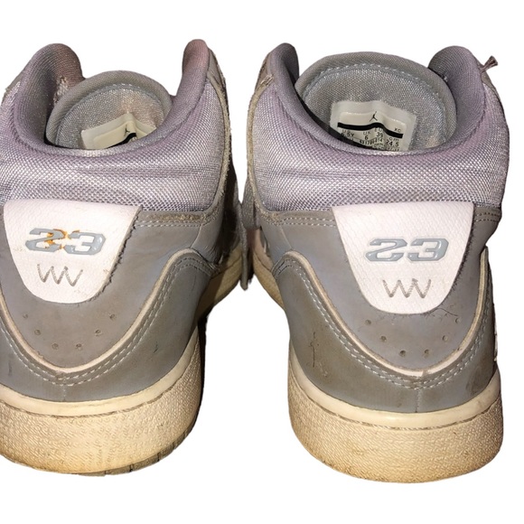 Youth Nike Air Jordan 1 Flight 2 Gray/White Sneakers - 6.5Y - Picture 2 of 13